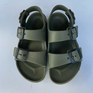 Birkenstock Sandals, Kids, size 29.